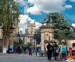 福州留学必看：2025 英国留学政策大揭秘