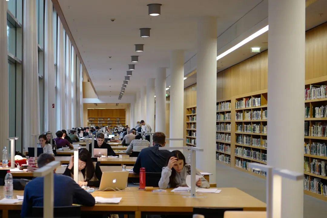 新西兰留学党狂喜！8所公立大学奖学金汇总，梅西申请只剩10天